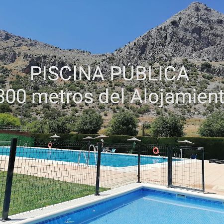 Apartamentos Buganvilla Villaluenga Del Rosario Εξωτερικό φωτογραφία
